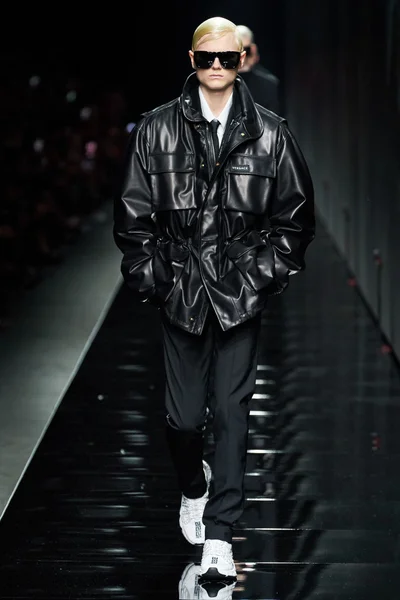 Look 6